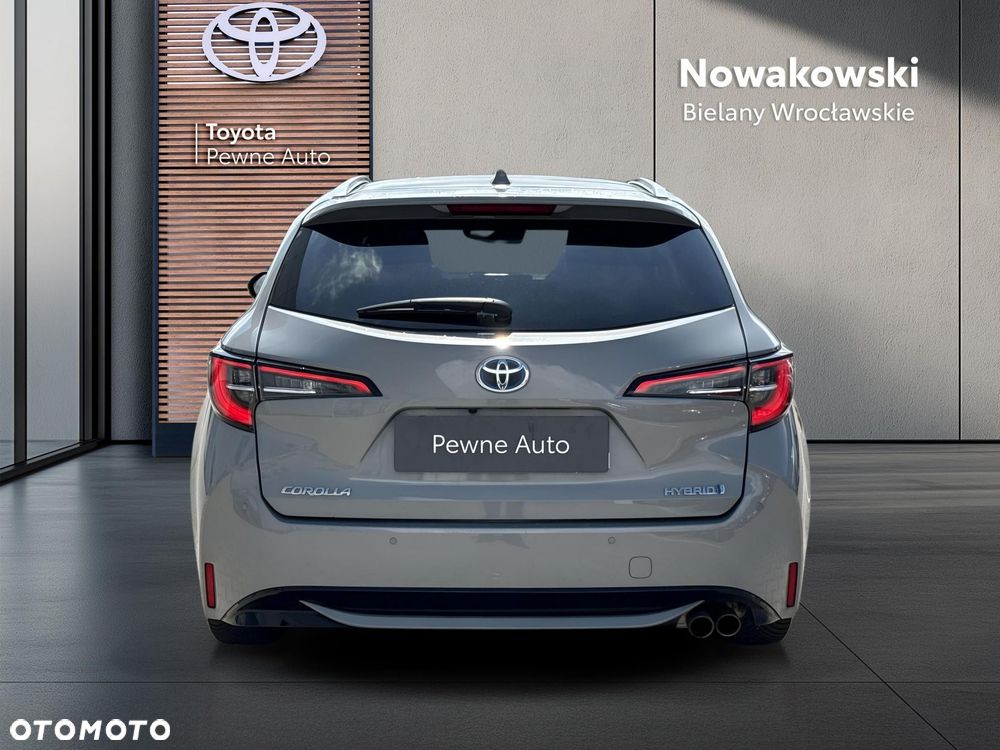Toyota Corolla - 5