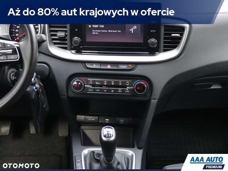 Kia Ceed - 13