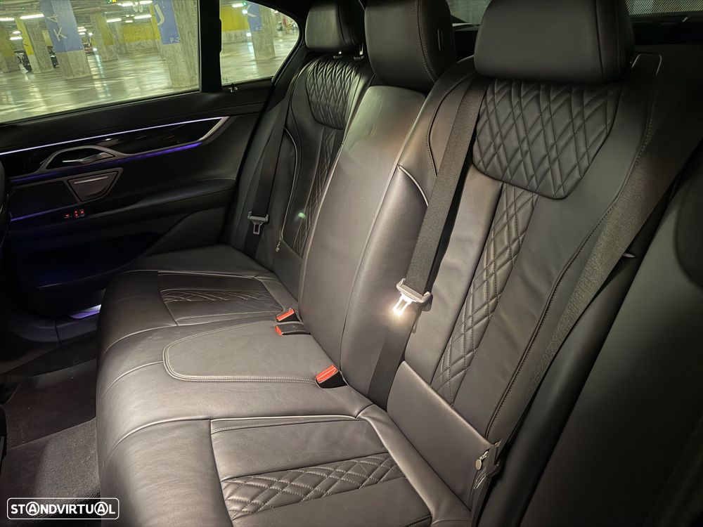 BMW 740 - 9