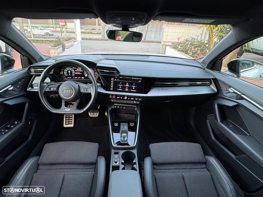 Audi A3 Sportback 45 TFSIe S tronic S line - 32