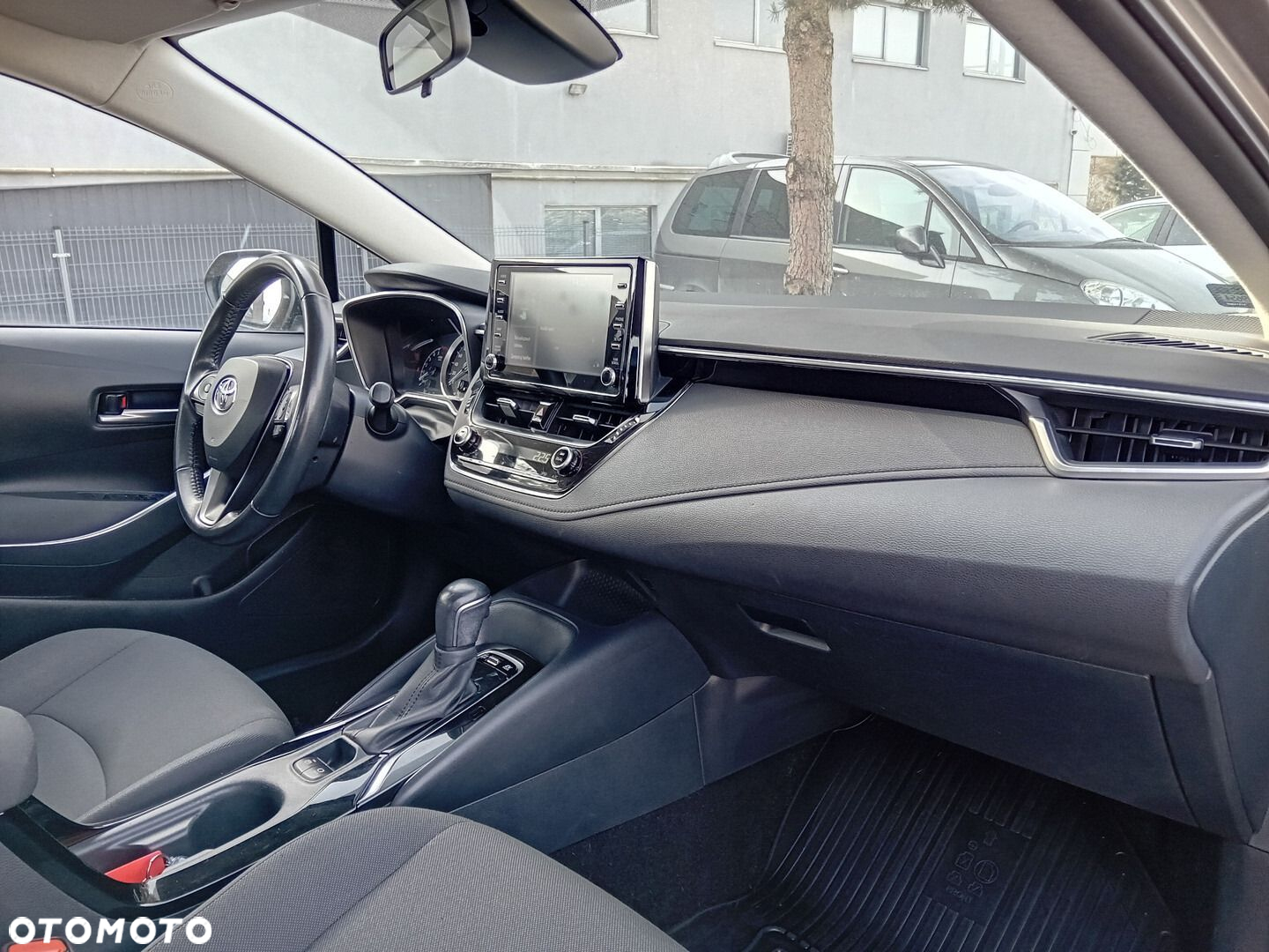Toyota Corolla - 14