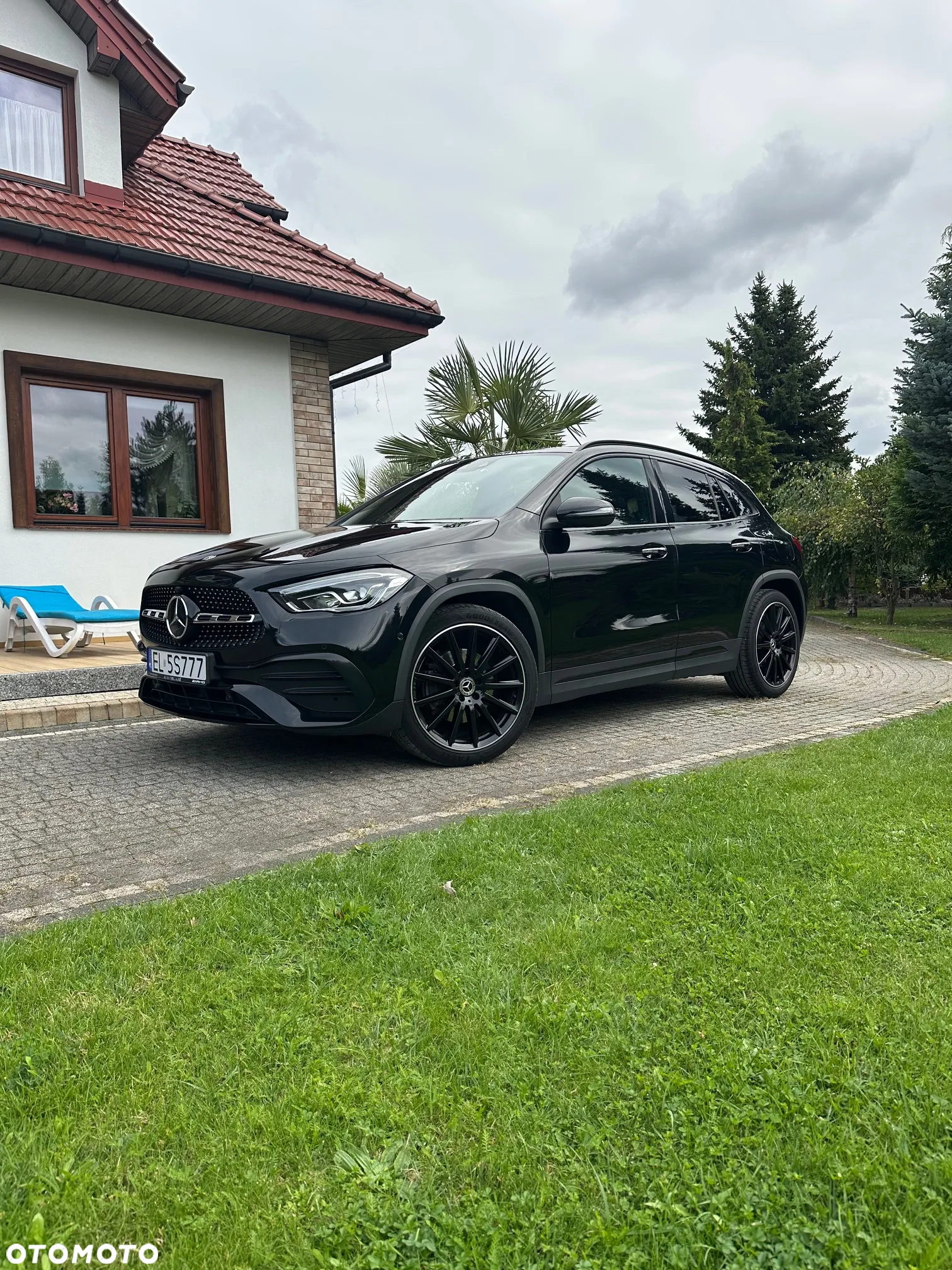 Mercedes-Benz GLA 200 d 4-Matic AMG Line - 13