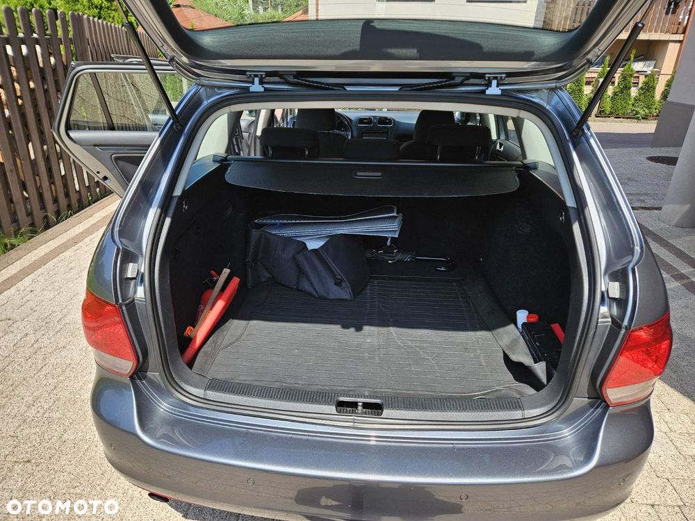 Volkswagen Golf 1.6 TDI Comfortline - 11