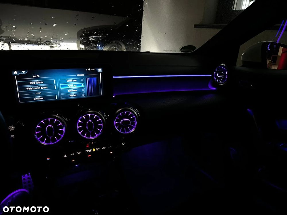 Mercedes-Benz CLA 180 d 7G-DCT AMG Line - 14
