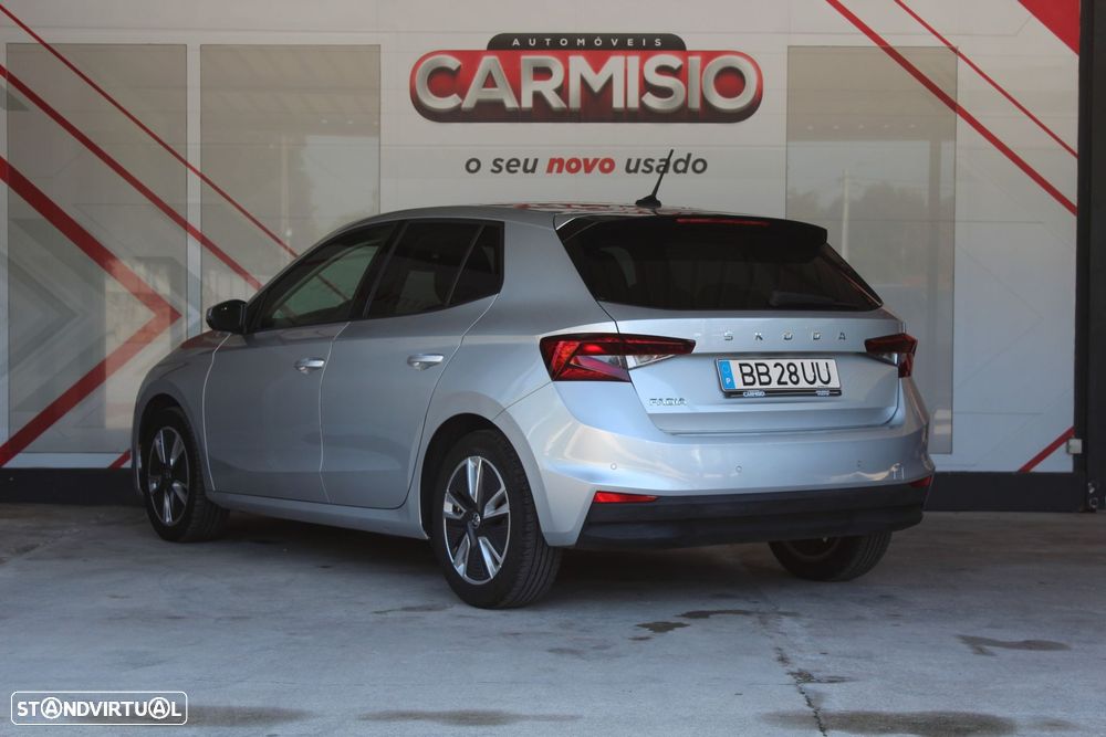 Skoda Fabia 2023 photo 5