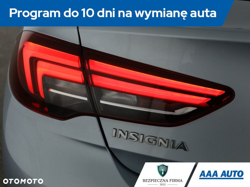 Opel Insignia - 19