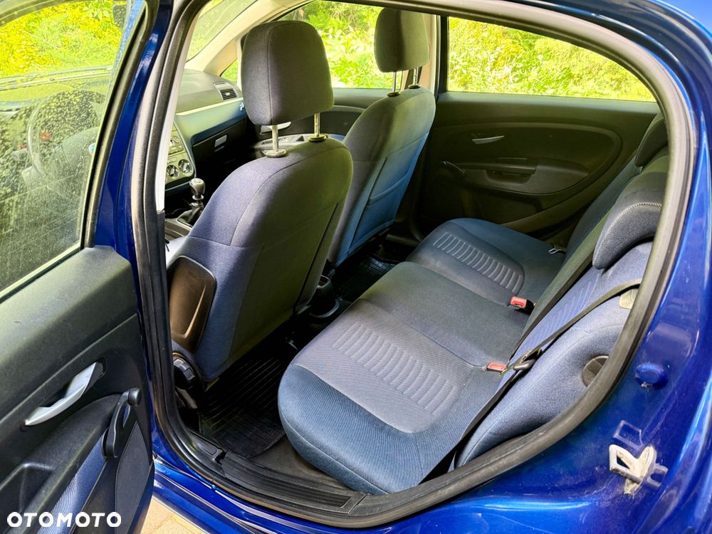 Fiat Grande Punto - 5