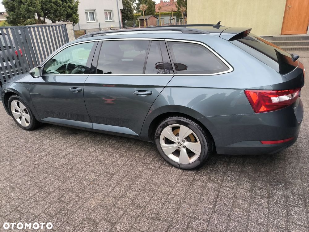 Skoda Superb 1.8 TSI Active DSG - 12