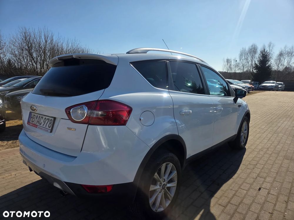 Ford Kuga 2.0 TDCi 4x4 Titanium - 18