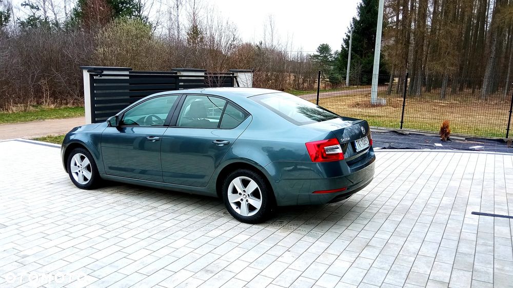 Skoda Octavia 1.6 TDI Ambition - 6