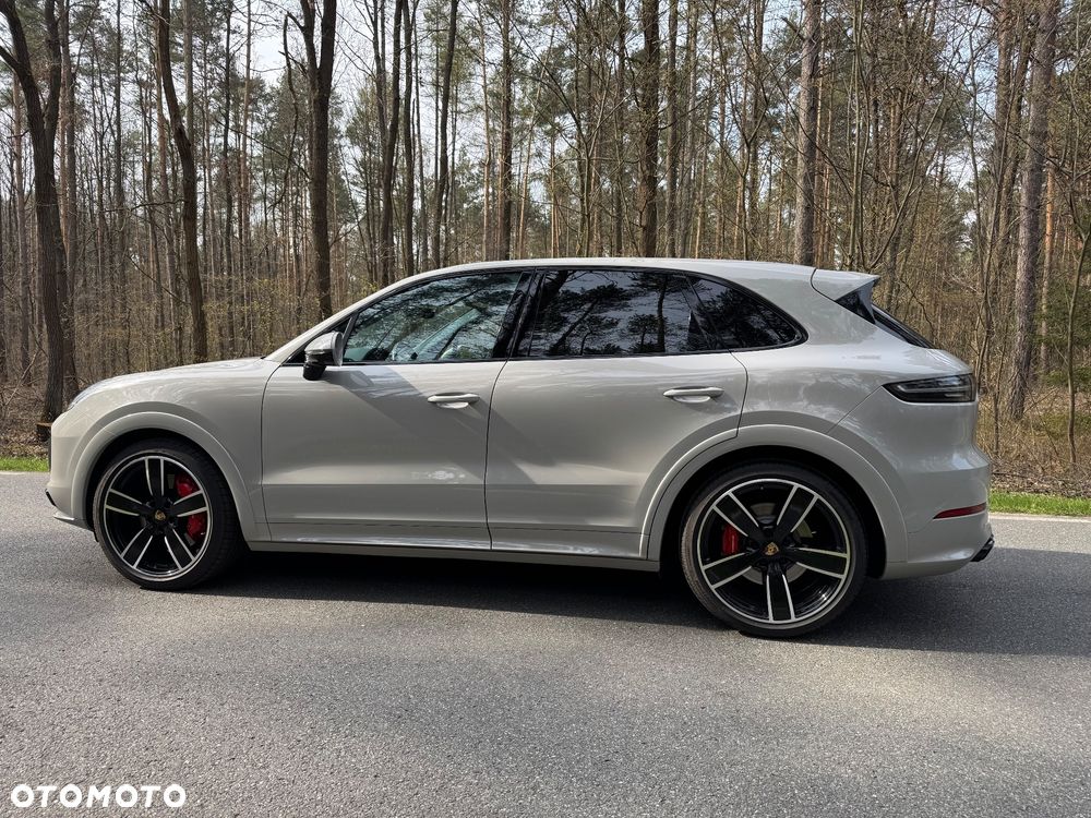 Porsche Cayenne - 10