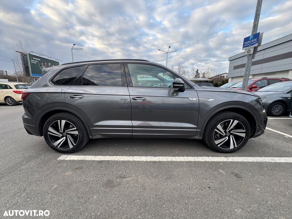 Volkswagen Touareg V6 TSI R-Style - 5