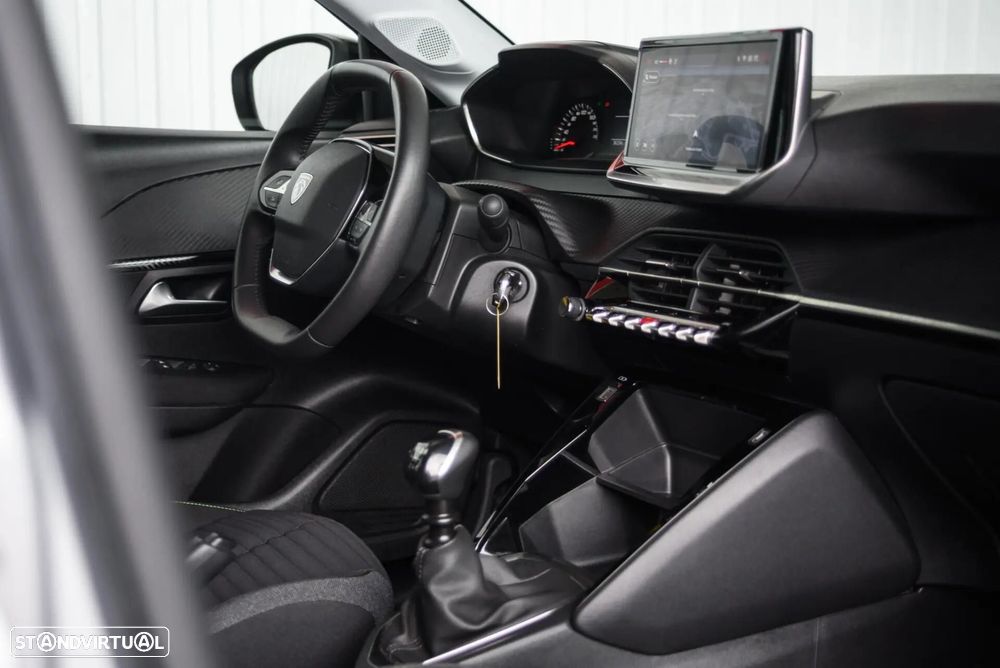 Peugeot 208 1.2 PureTech Active - 52