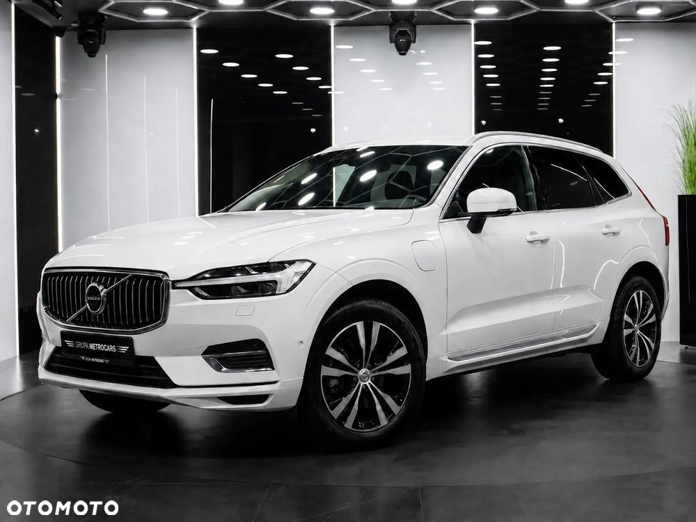 Volvo XC 60 T6 Plug-In Hybrid AWD Inscription - 2
