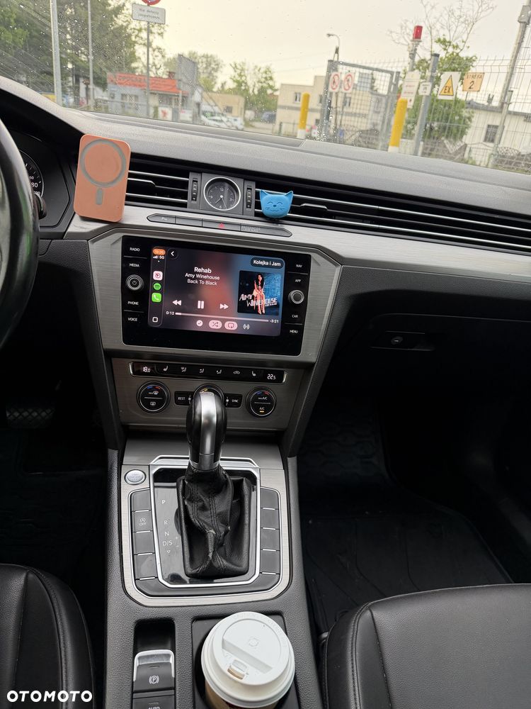 Volkswagen Passat - 7