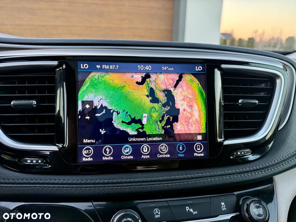 Chrysler Pacifica - 29