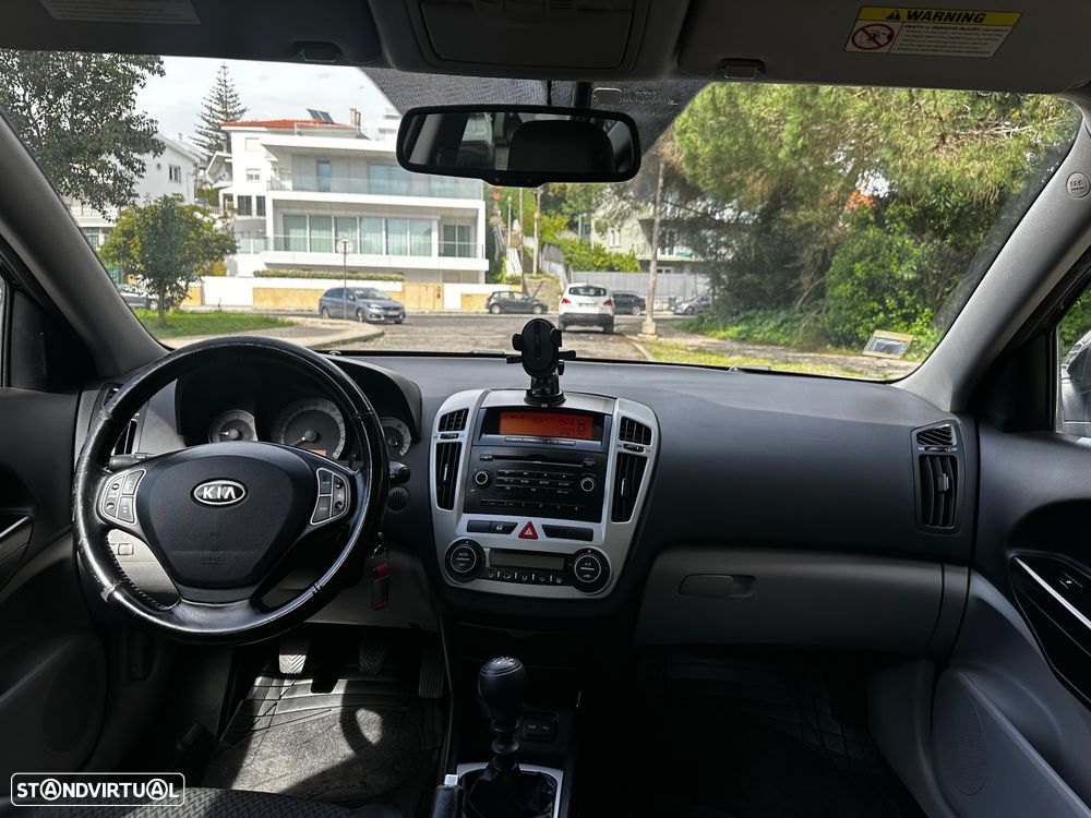 Kia Ceed SW 1.6 CRDi LX - 10