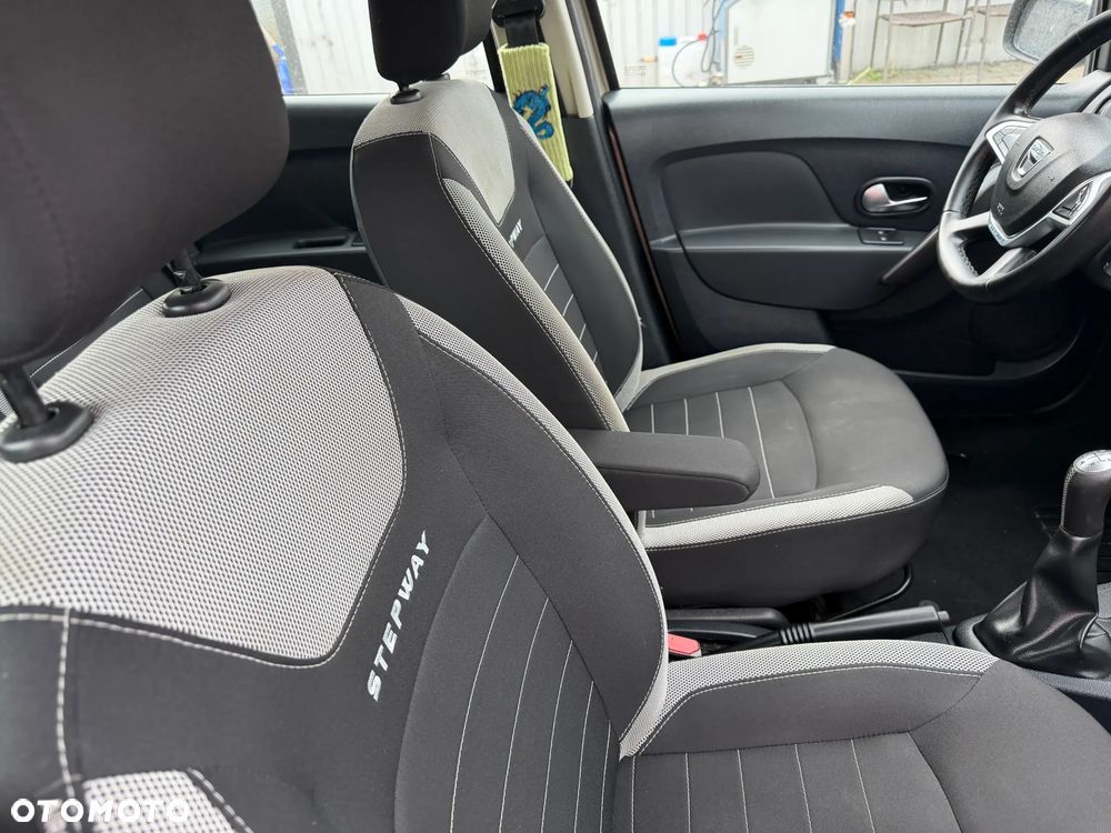 Dacia Sandero Stepway 0.9 TCe Laureate S&S - 11