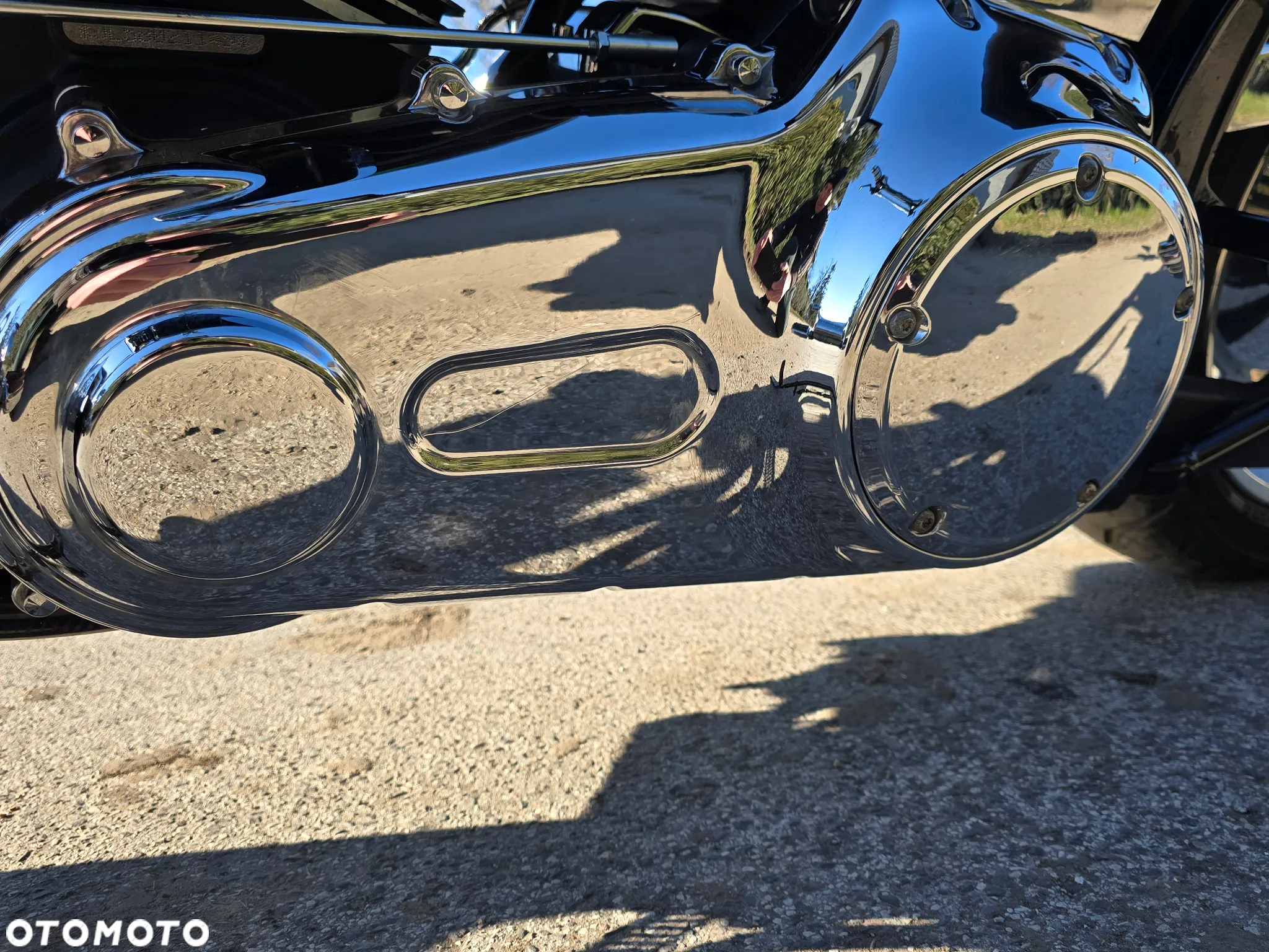Harley-Davidson Softail Custom - 21