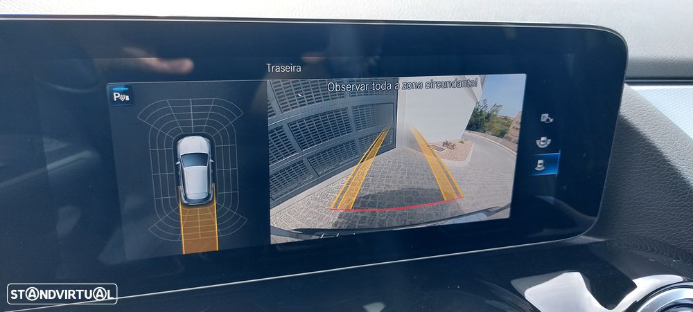 Mercedes-Benz GLA 180 d 8G-DCT - 19