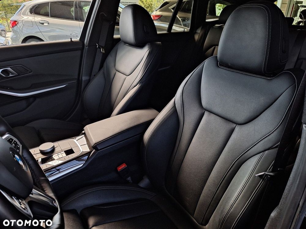 BMW Seria 3 320d xDrive mHEV M Sport - 22