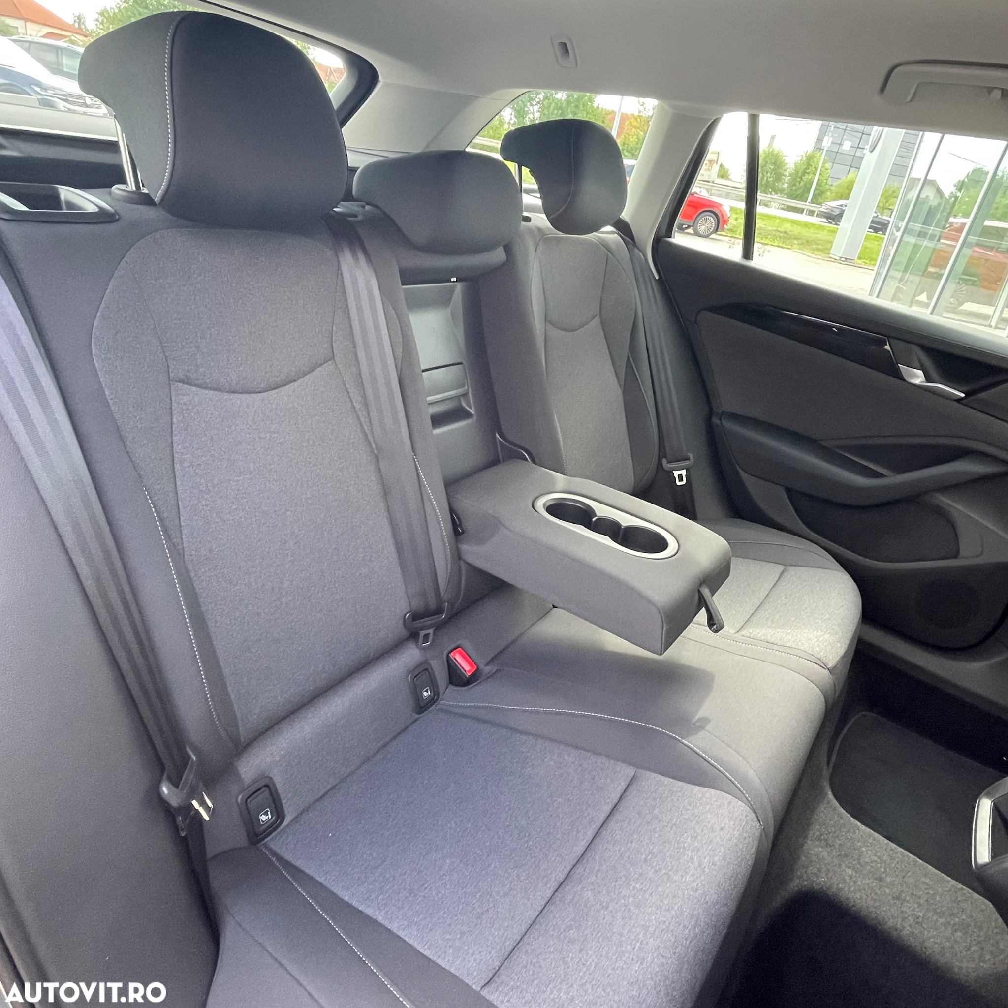 Volkswagen Passat Variant 1.5 eTSI DSG MHEV Base - 15