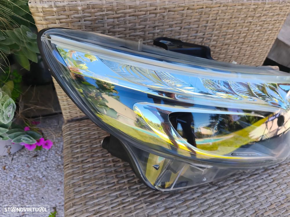 Farol direito full Led ILS Mercedes Vito w447 - 2