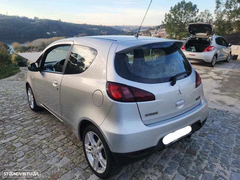 Mitsubishi Colt CZ3 1.3 Auto 30 Anos - 4