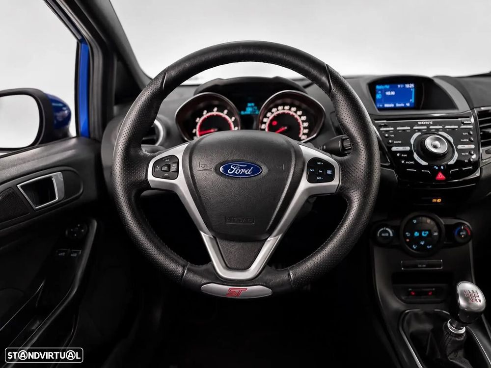 Ford Fiesta 1.6 EcoBoost c/ Pack Pele Desportiva ST - 10