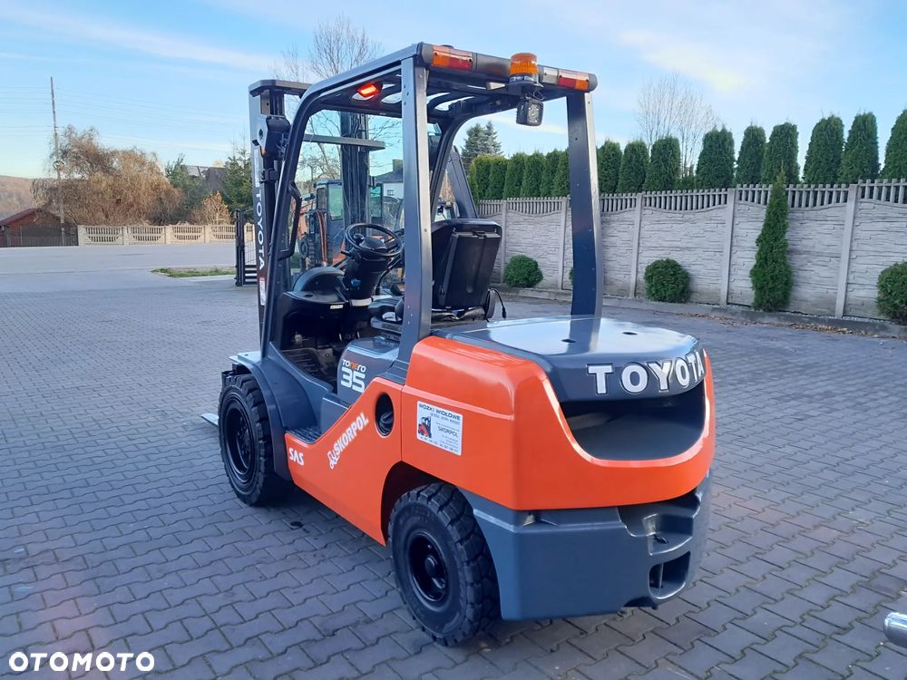 Toyota 52-8FDJF35 - 2