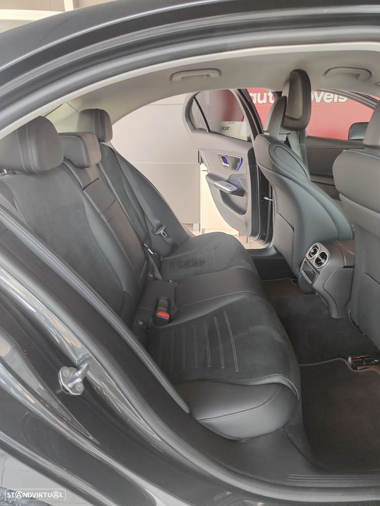 Mercedes-Benz C 300 e AMG Line - 14