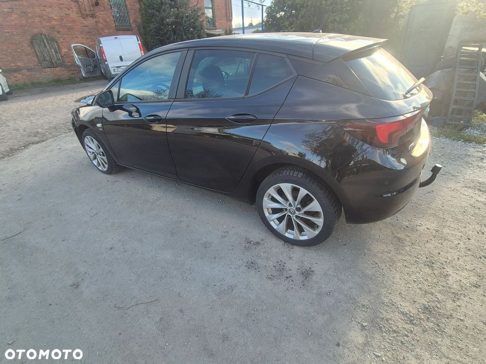 Opel Astra 1.6 D Start/Stop 120 Jahre - 9