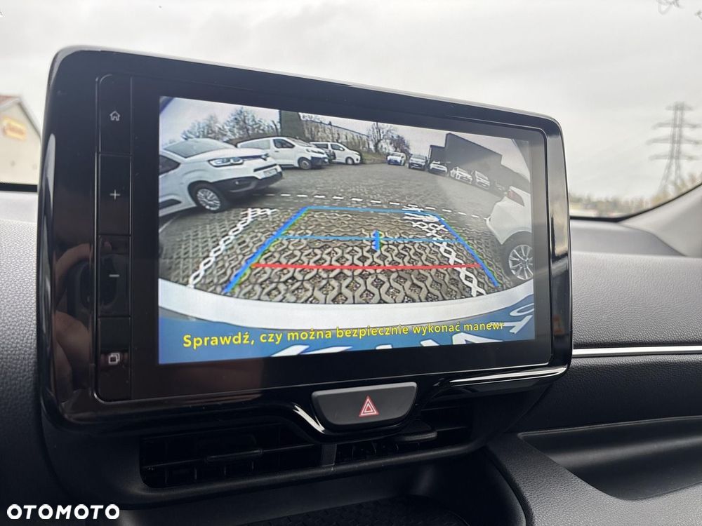 Toyota Yaris Hybrid 1.5 Style - 28