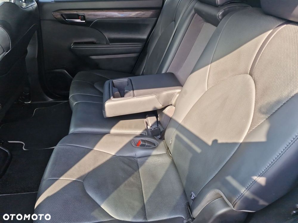 Toyota Highlander - 14