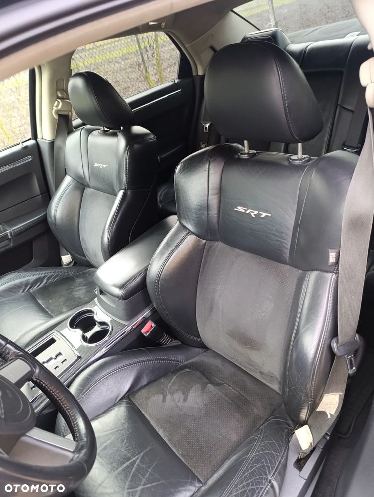 Chrysler 300C 3.0 V6 CRD - 10