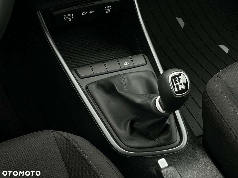 Hyundai i20 - 16