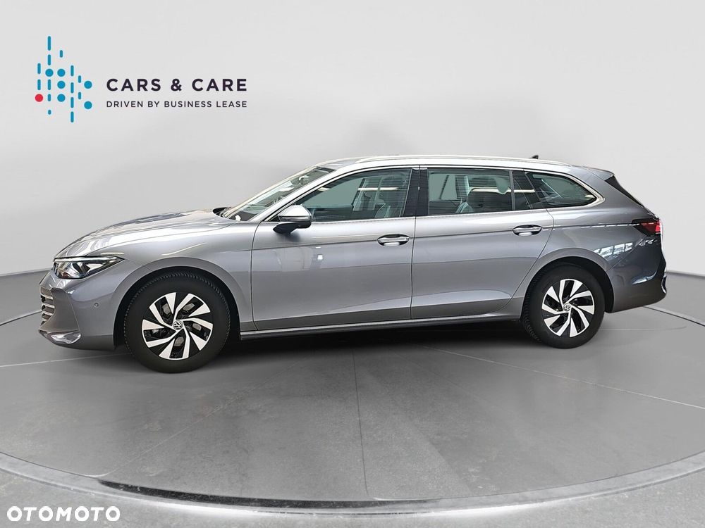Volkswagen Passat - 30