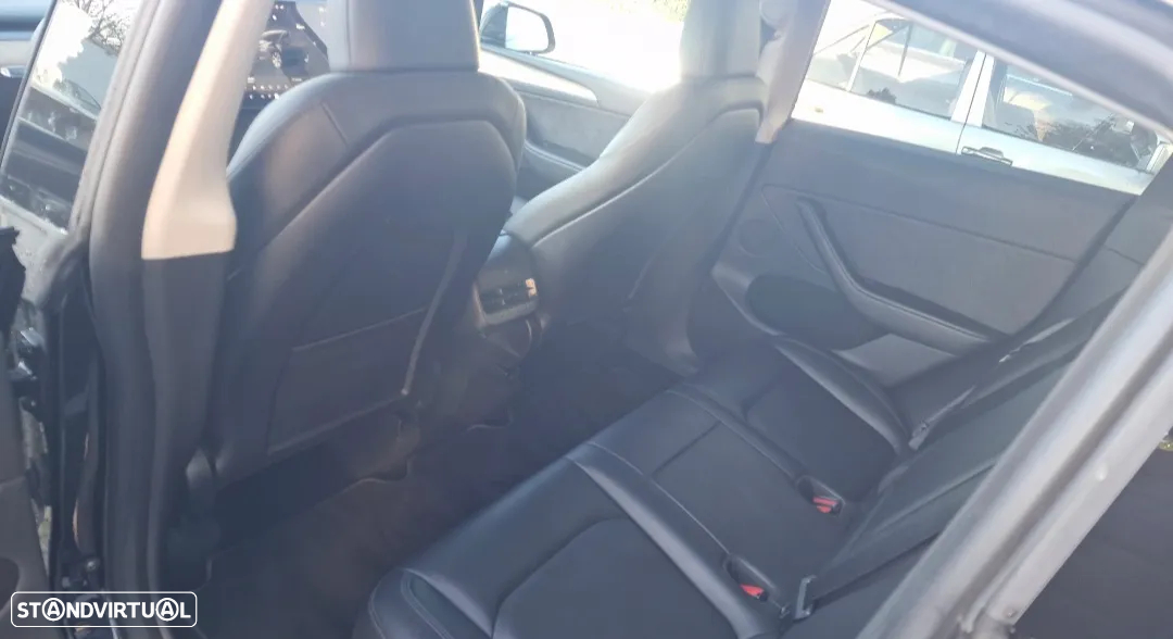 Tesla Model Y Tração Traseira - 6