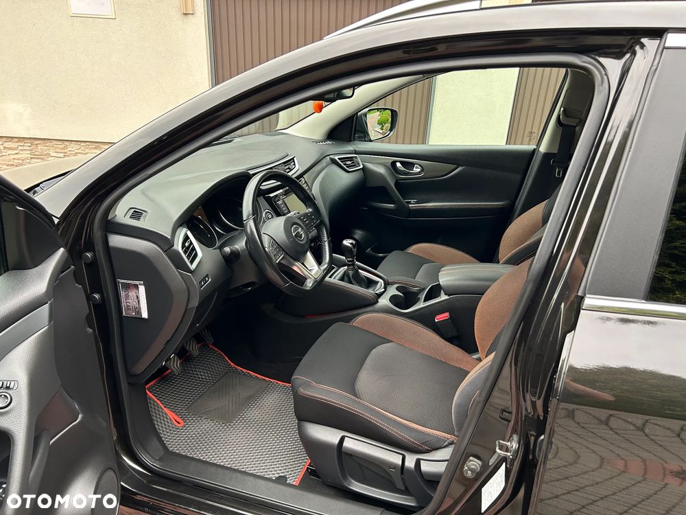 Nissan Qashqai 1.3 DIG-T N-Connecta - 15