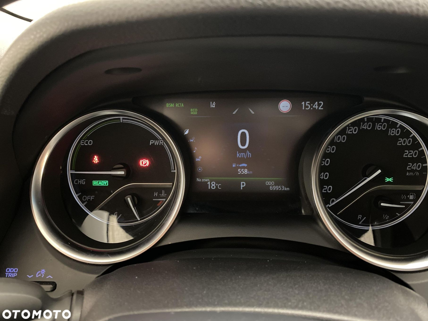 Toyota Camry 2.5 Hybrid Executive CVT - 15