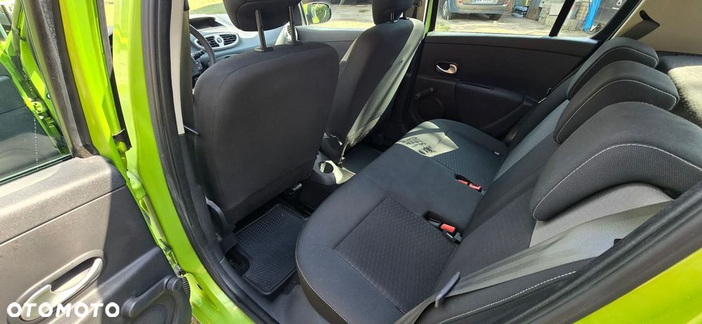 Renault Clio - 5