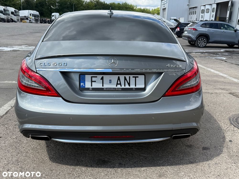 Mercedes-Benz CLS 500 4-Matic 7G-TRONIC - 3