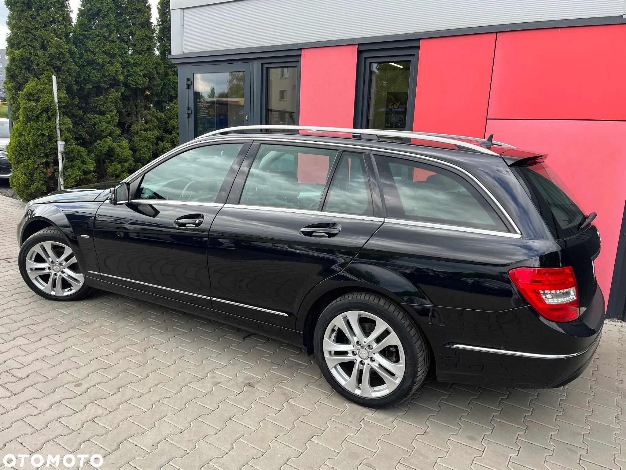Mercedes-Benz Klasa C 180 T BlueEFFICIENCY 7G-TRONIC Avantgarde - 5