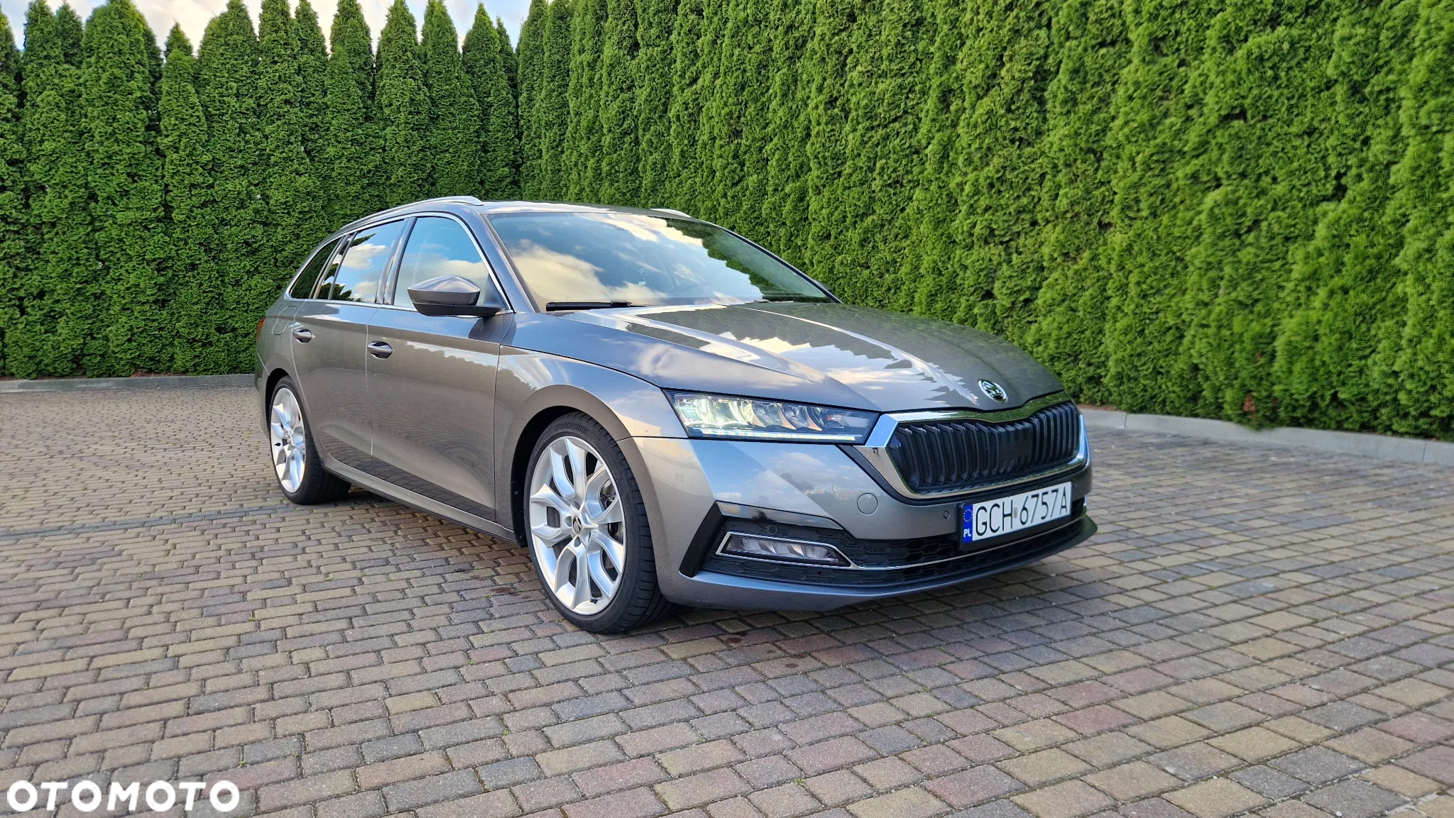 Skoda Octavia 2.0 TDI DSG Style - 4