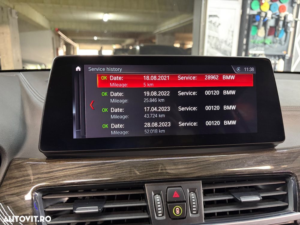 BMW X1 xDrive20d AT - 35