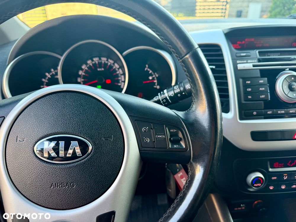 Kia Venga 1.4 CRDi 90 Attract - 18