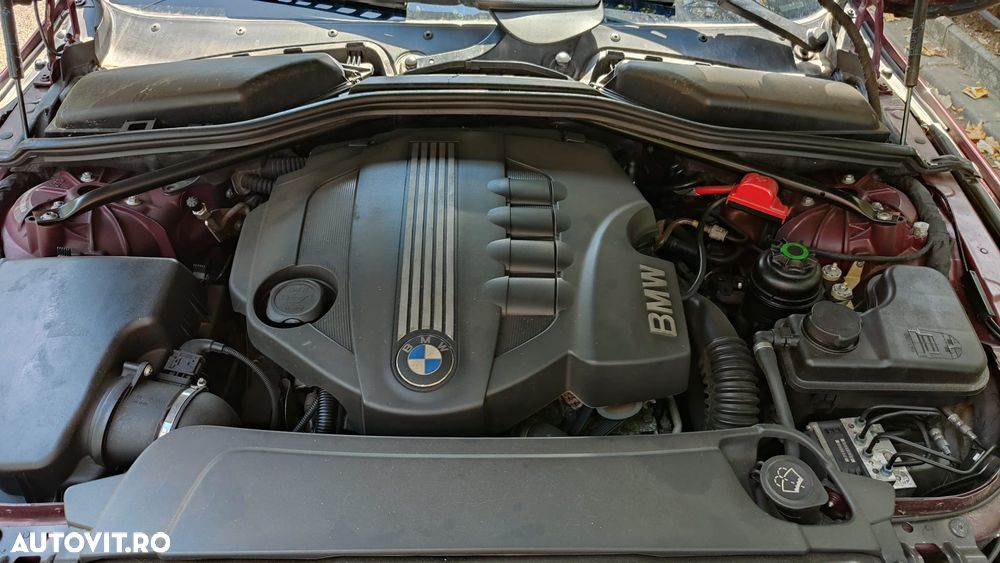 BMW Seria 5 520d Aut. - 10