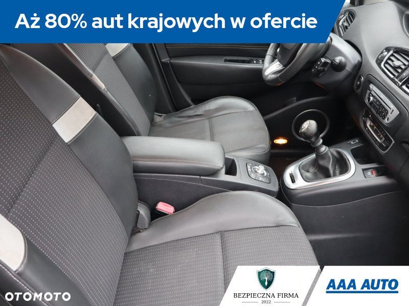 Renault Scenic - 11