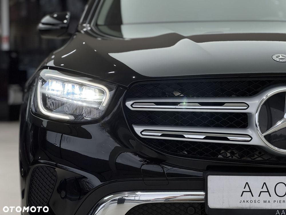 Mercedes-Benz GLC - 40