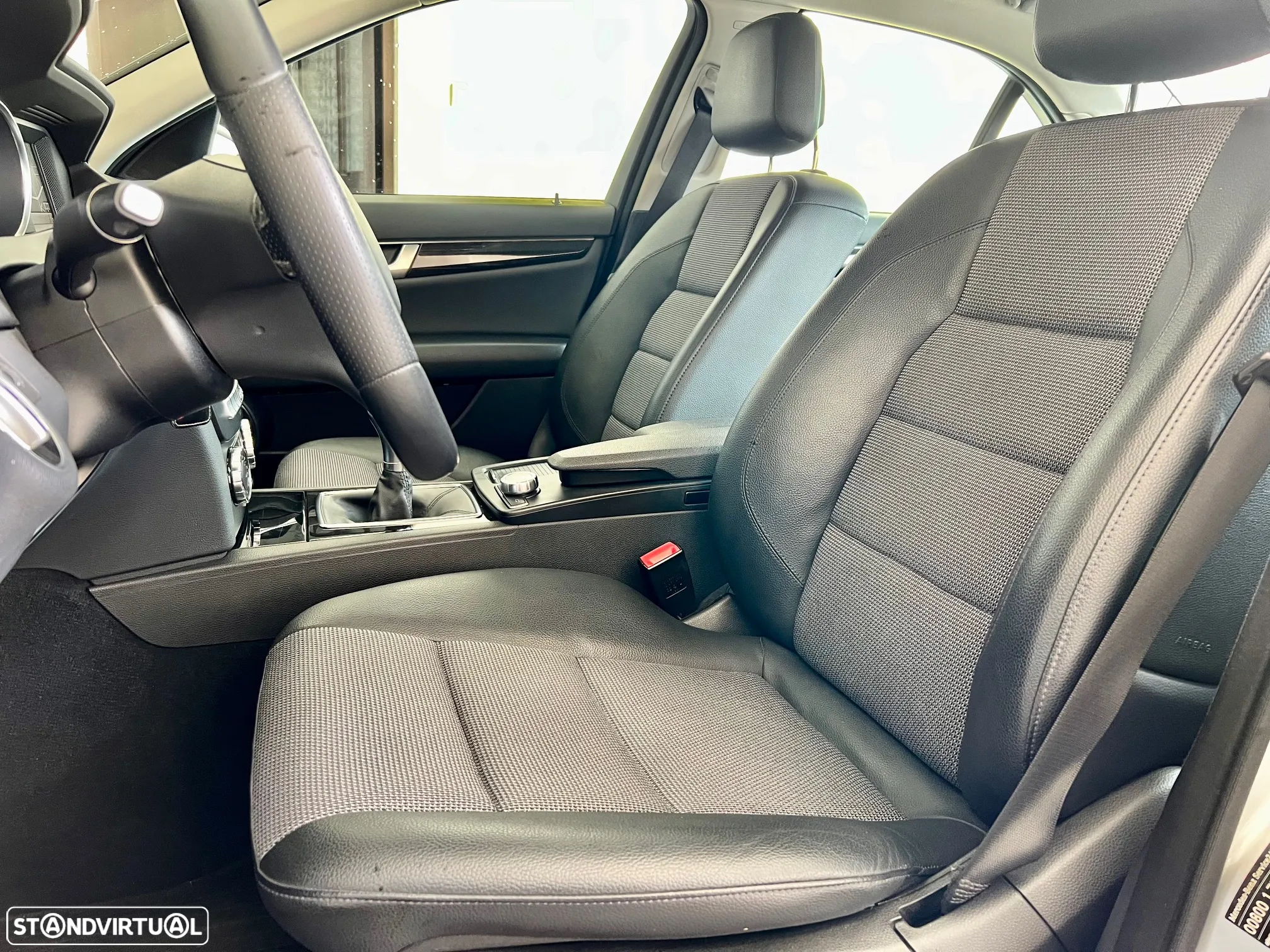 Mercedes-Benz C 220 CDi Avantgarde BE Start/Stop - 24